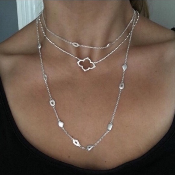 :: Stella & Dot PavΓ© Arabesque Pendant Necklace - Picture 3 of 7